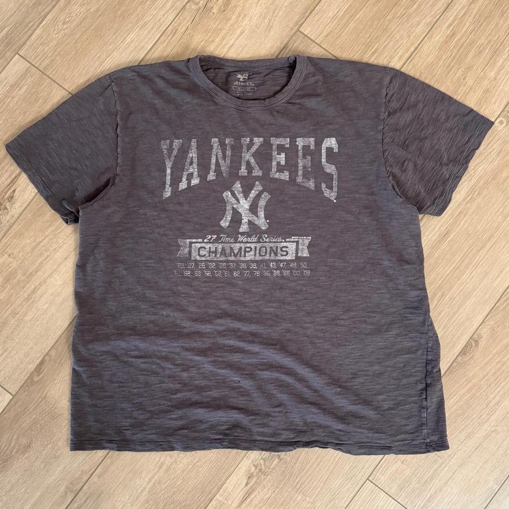 Yankees Banner 47 Brand cotton t-shirt Size XL